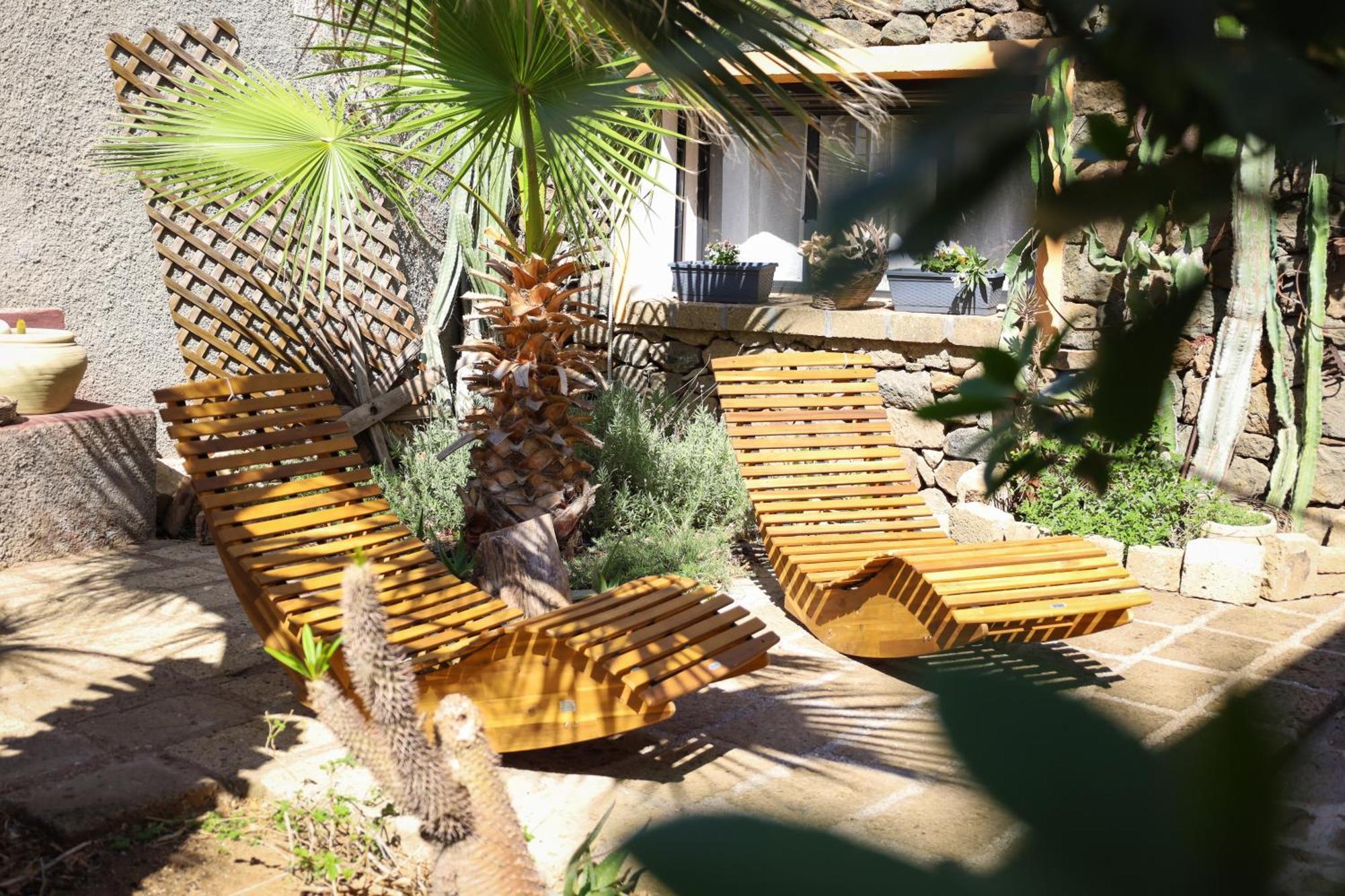 Cactus B&B Le Casette Di Marilena パンテレリア エクステリア 写真
